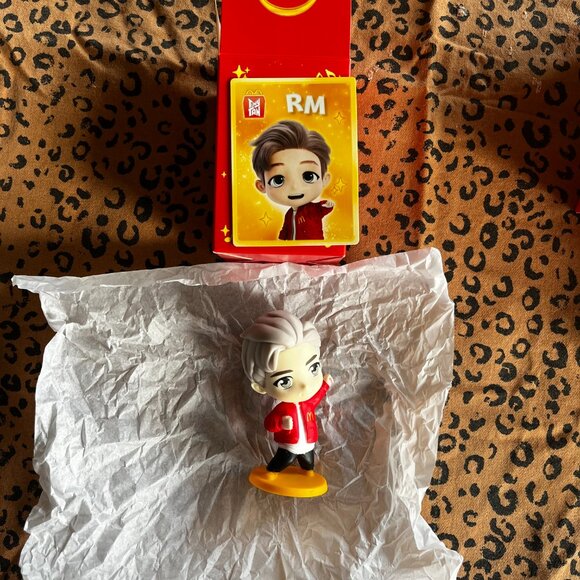 McDonald's Happy Meal BTS Tiny Tan Jimin and RM Toy - Picture 6 of 12